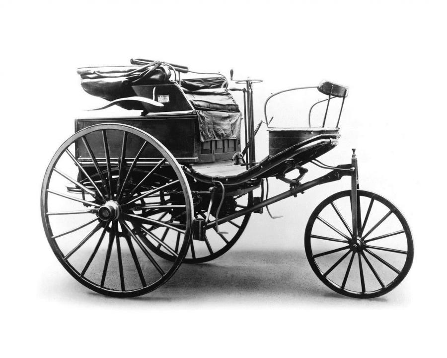  Benz Patent Motorwagen Typ III 1888 года  (фото 2 из 4)